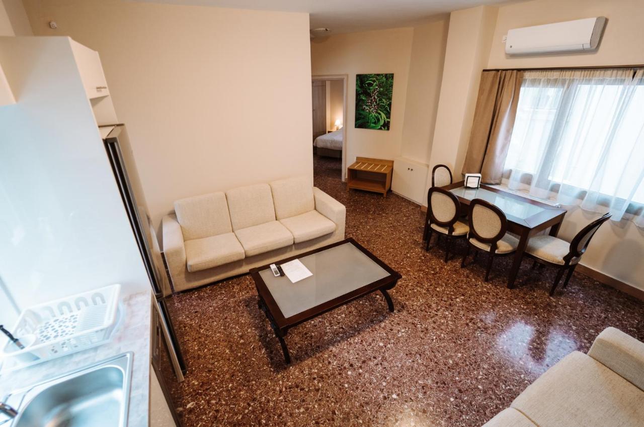 Luxury Apartment In Plaka - Acropolis أثينا المظهر الخارجي الصورة