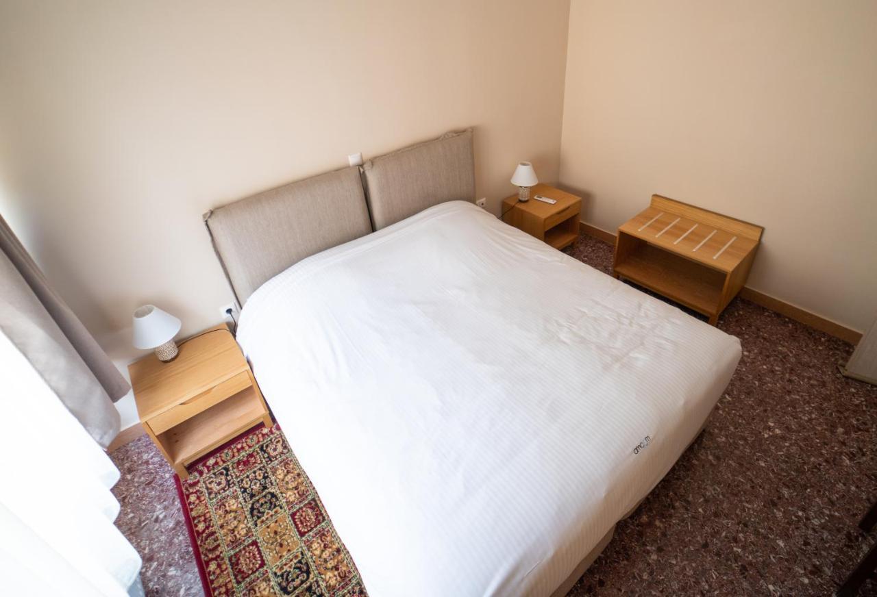 Luxury Apartment In Plaka - Acropolis أثينا المظهر الخارجي الصورة
